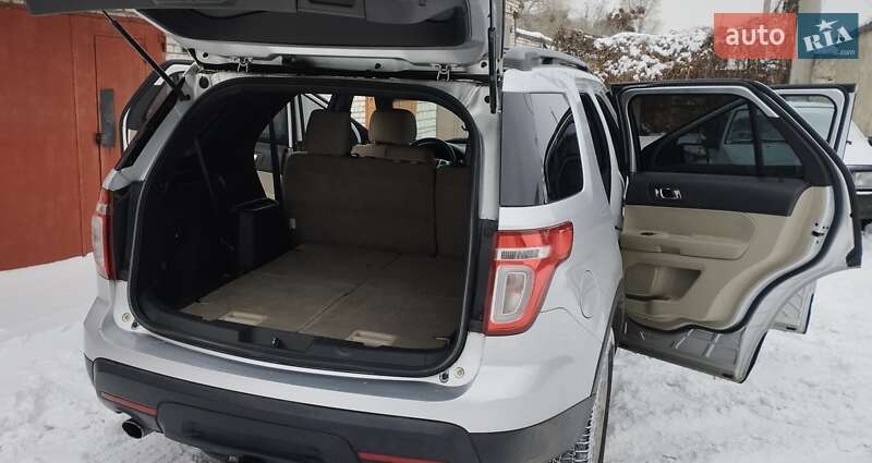 Внедорожник / Кроссовер Ford Explorer 2013 в Киеве