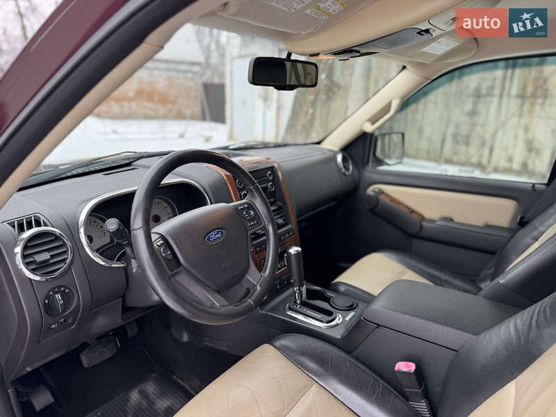 Внедорожник / Кроссовер Ford Explorer 2008 в Лубнах