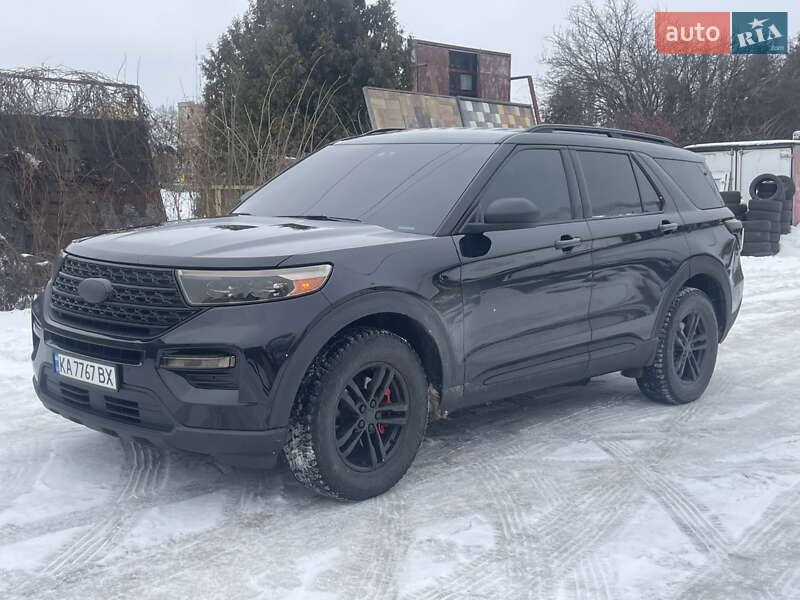 Позашляховик / Кросовер Ford Explorer 2021 в Вишневому фото Позашляховик / Кросовер Ford Explorer 2021 в Вишневому