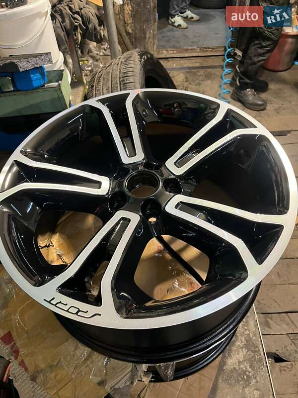 Внедорожник / Кроссовер Ford Explorer 2012 в Балаклее фото 4 Внедорожник / Кроссовер Ford Explorer 2012 в Балаклее