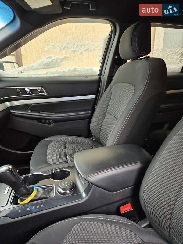 Внедорожник / Кроссовер Ford Explorer 2017 в Ивано-Франковске фото 7 Внедорожник / Кроссовер Ford Explorer 2017 в Ивано-Франковске