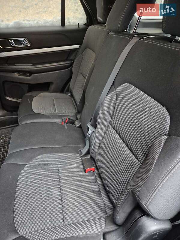 Внедорожник / Кроссовер Ford Explorer 2017 в Ивано-Франковске фото 11 Внедорожник / Кроссовер Ford Explorer 2017 в Ивано-Франковске