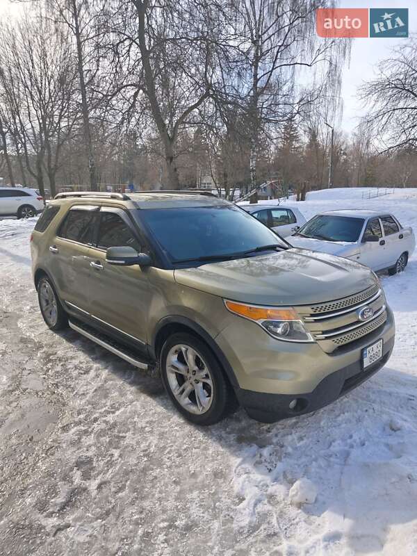Позашляховик / Кросовер Ford Explorer 2013 в Ладижині