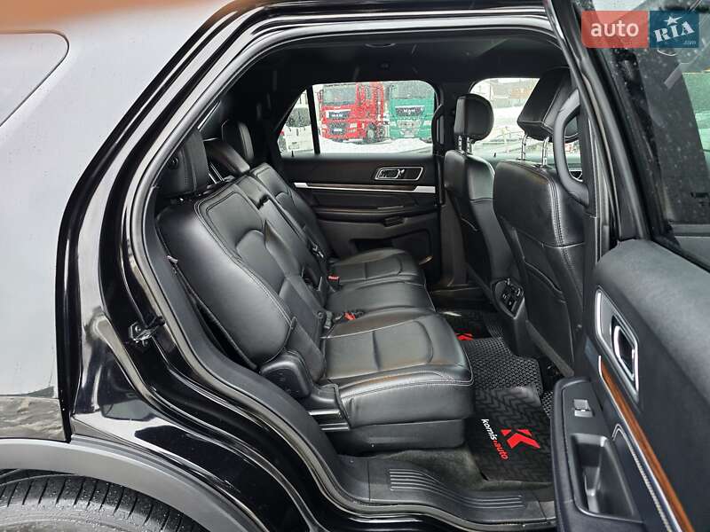 Позашляховик / Кросовер Ford Explorer 2016 в Хмельницькому