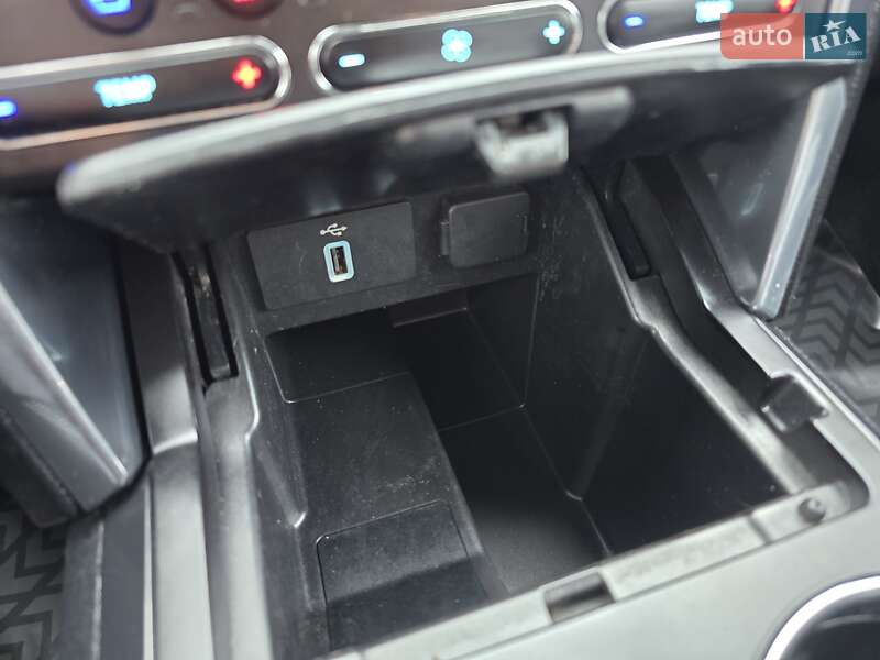 Позашляховик / Кросовер Ford Explorer 2016 в Хмельницькому