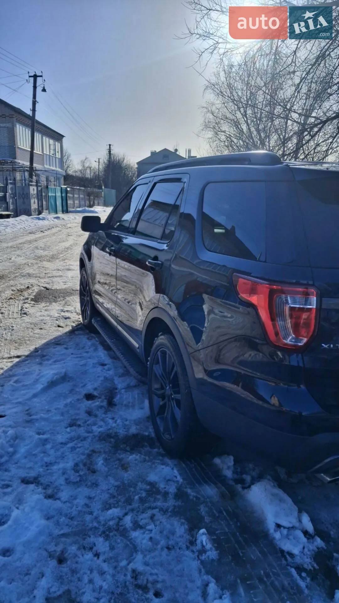2017 Ford Explorer - мініатюра 3