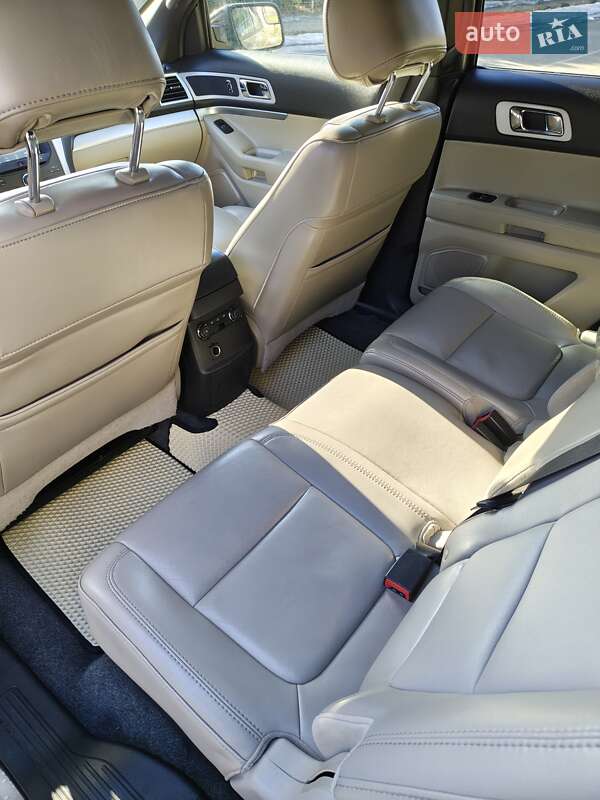 Внедорожник / Кроссовер Ford Explorer 2011 в Киеве