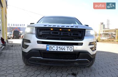 Внедорожник / Кроссовер Ford Explorer 2016 в Львове