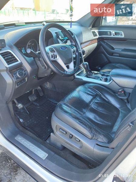 Внедорожник / Кроссовер Ford Explorer 2011 в Киеве