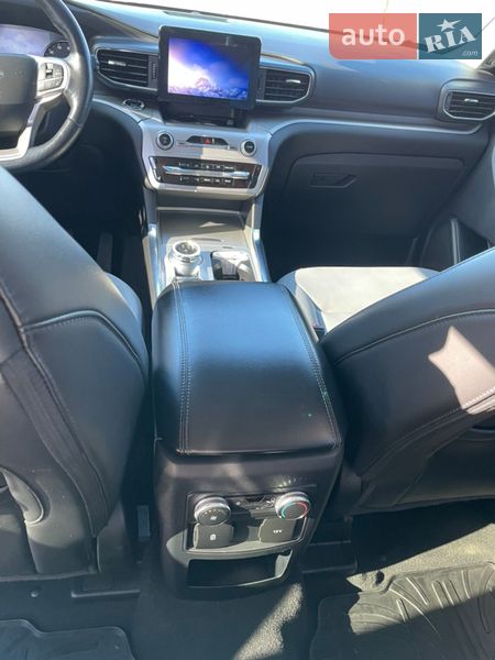 Внедорожник / Кроссовер Ford Explorer 2021 в Чернигове