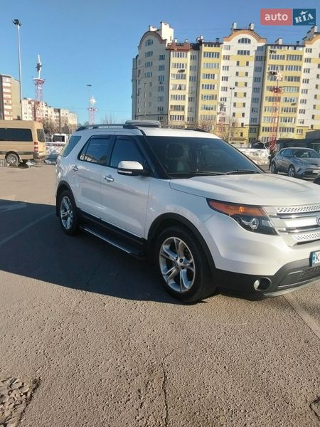Внедорожник / Кроссовер Ford Explorer 2013 в Ивано-Франковске