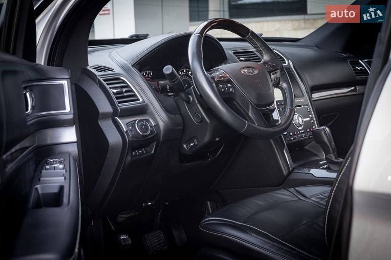Внедорожник / Кроссовер Ford Explorer 2017 в Киеве