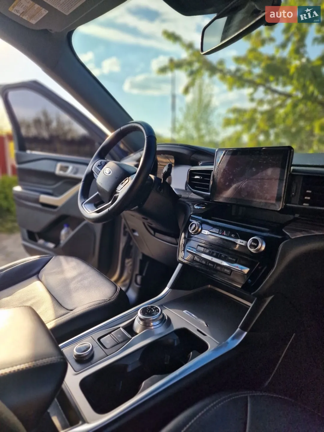 2021 Ford Explorer - мініатюра 9