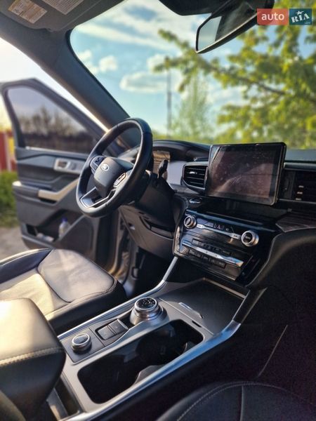 Внедорожник / Кроссовер Ford Explorer 2021 в Дубно