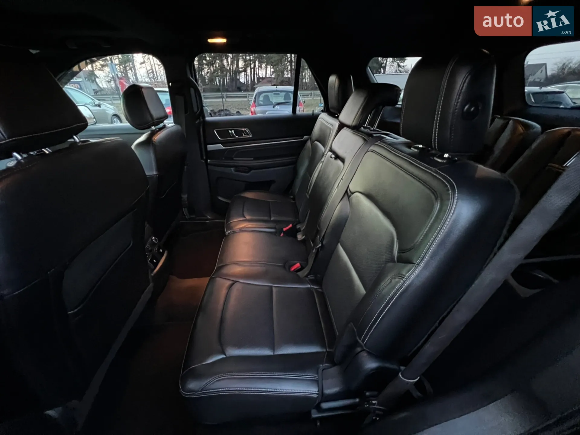 2015 Ford Explorer - мініатюра 41