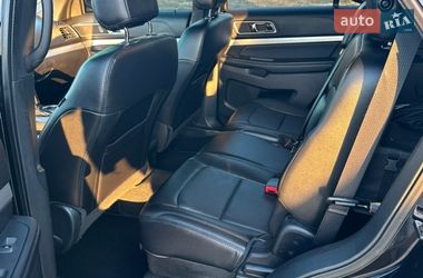 Позашляховик / Кросовер Ford Explorer 2016 в Ковелі