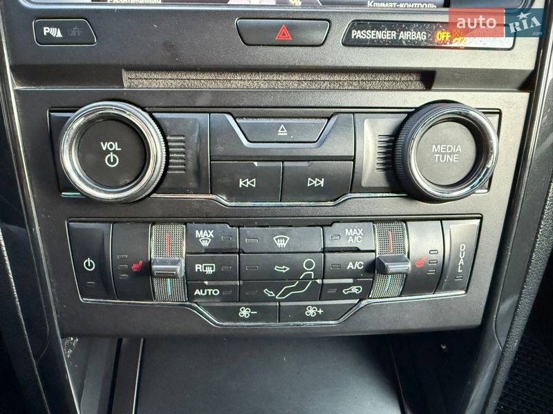 Внедорожник / Кроссовер Ford Explorer 2015 в Киеве фото 48 Внедорожник / Кроссовер Ford Explorer 2015 в Киеве