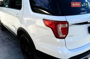 Позашляховик / Кросовер Ford Explorer 2017 в Львові