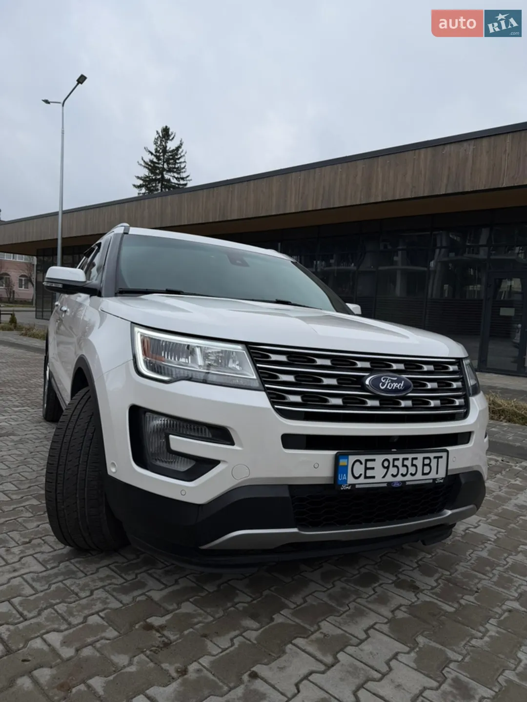 2016 Ford Explorer - мініатюра 20