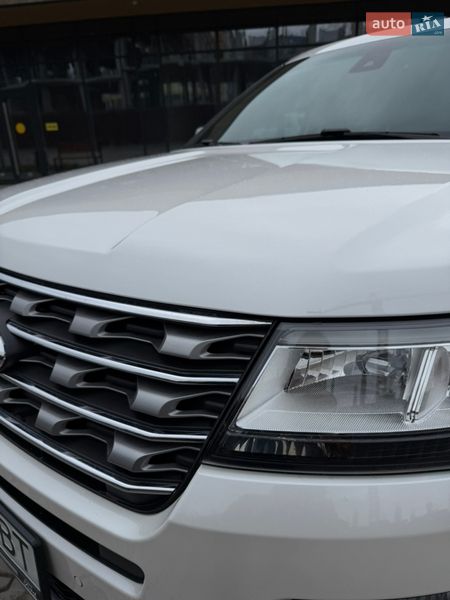 Внедорожник / Кроссовер Ford Explorer 2016 в Черновцах