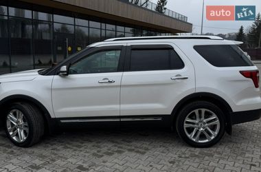 Внедорожник / Кроссовер Ford Explorer 2016 в Черновцах