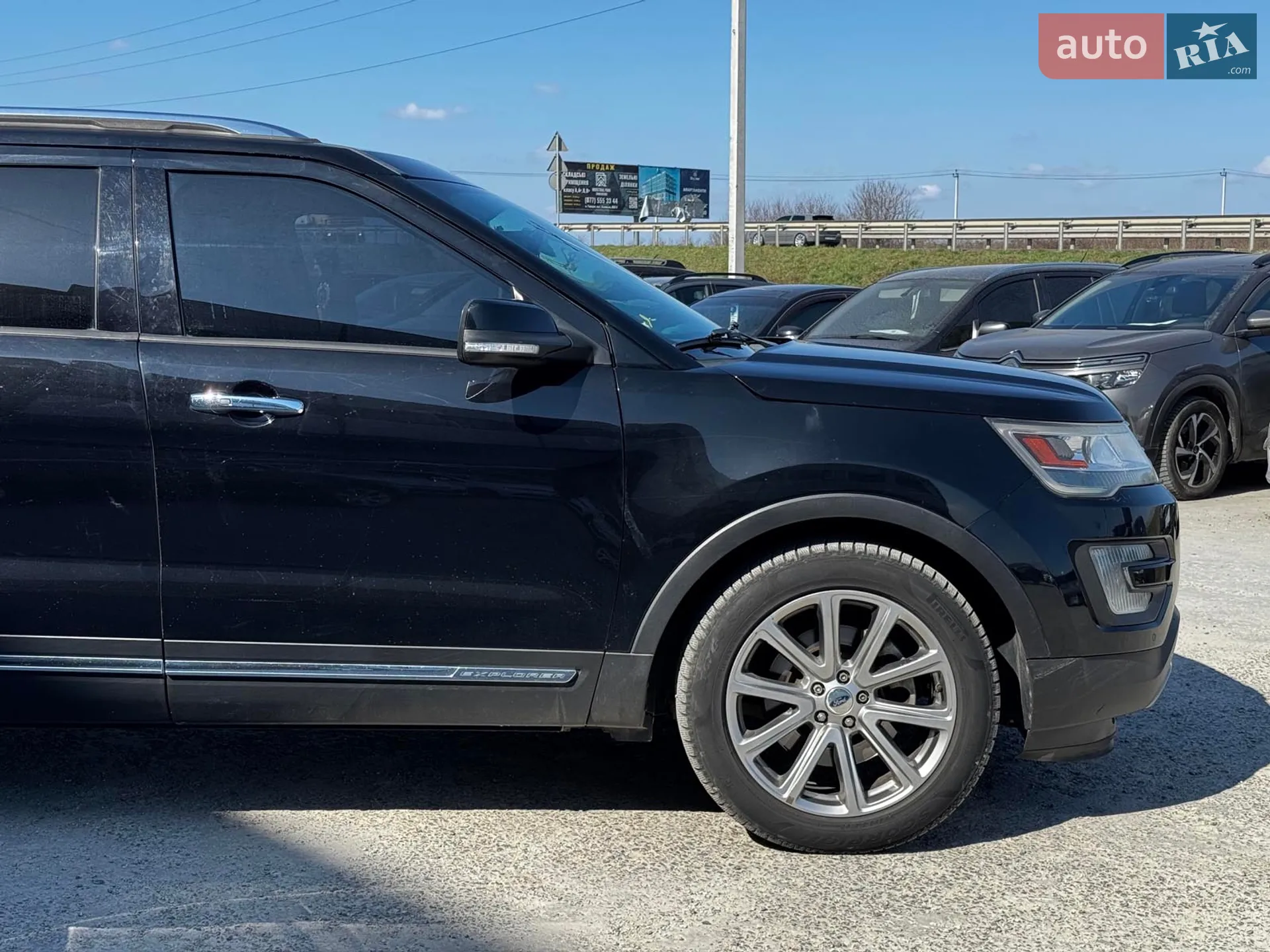 2016 Ford Explorer - мініатюра 4