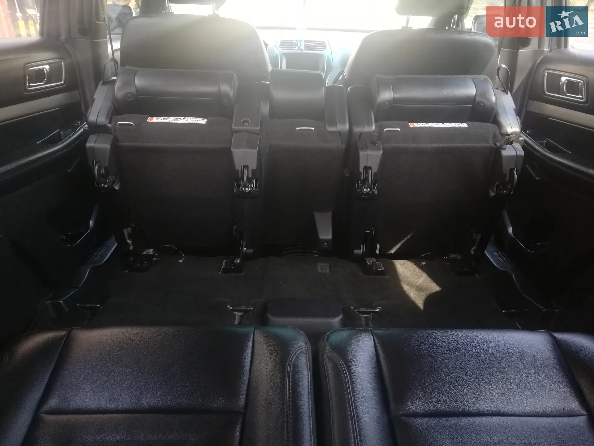 2015 Ford Explorer - мініатюра 20
