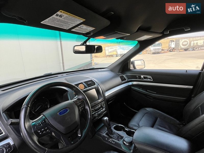 Позашляховик / Кросовер Ford Explorer 2015 в Вінниці фото 17 Позашляховик / Кросовер Ford Explorer 2015 в Вінниці