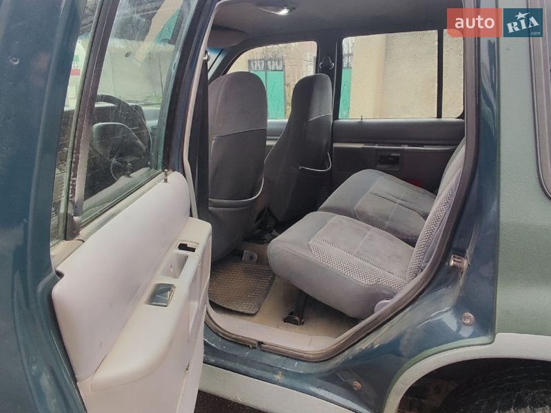 Позашляховик / Кросовер Ford Explorer 1993 в Вознесенську