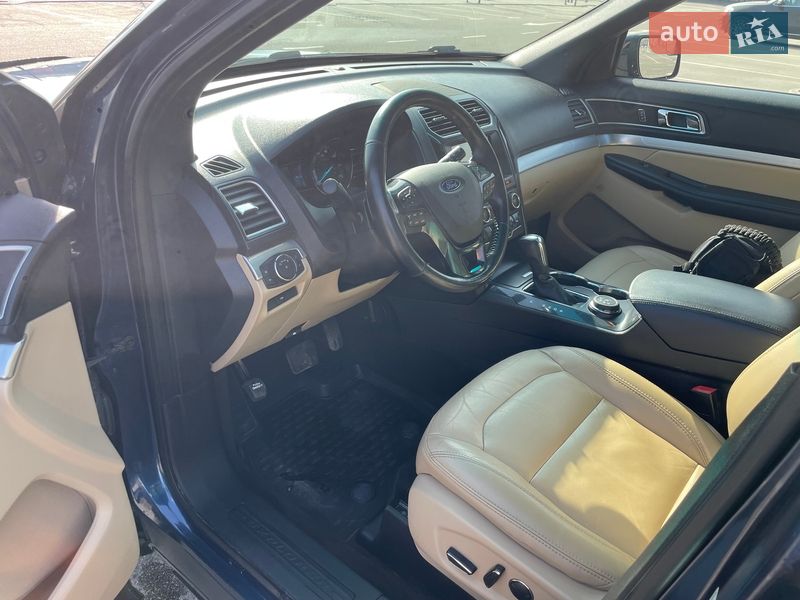 Внедорожник / Кроссовер Ford Explorer 2015 в Киеве фото 11 Внедорожник / Кроссовер Ford Explorer 2015 в Киеве