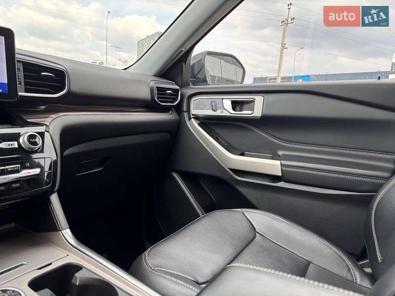 Позашляховик / Кросовер Ford Explorer 2021 в Львові фото 29 Позашляховик / Кросовер Ford Explorer 2021 в Львові