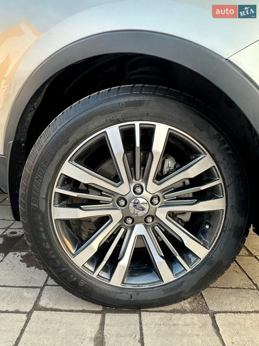 2017 Ford Explorer - мініатюра 12