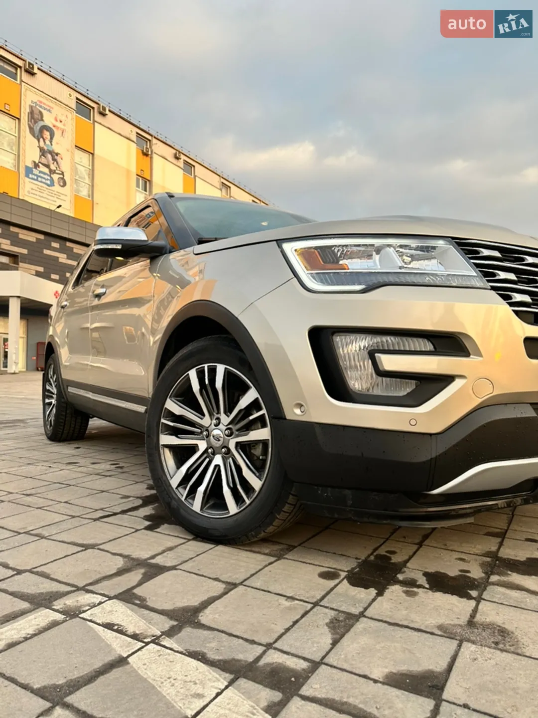 2017 Ford Explorer - мініатюра 30
