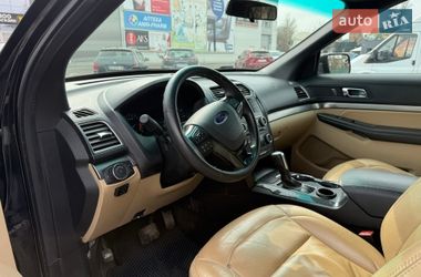 Внедорожник / Кроссовер Ford Explorer 2015 в Вишневом