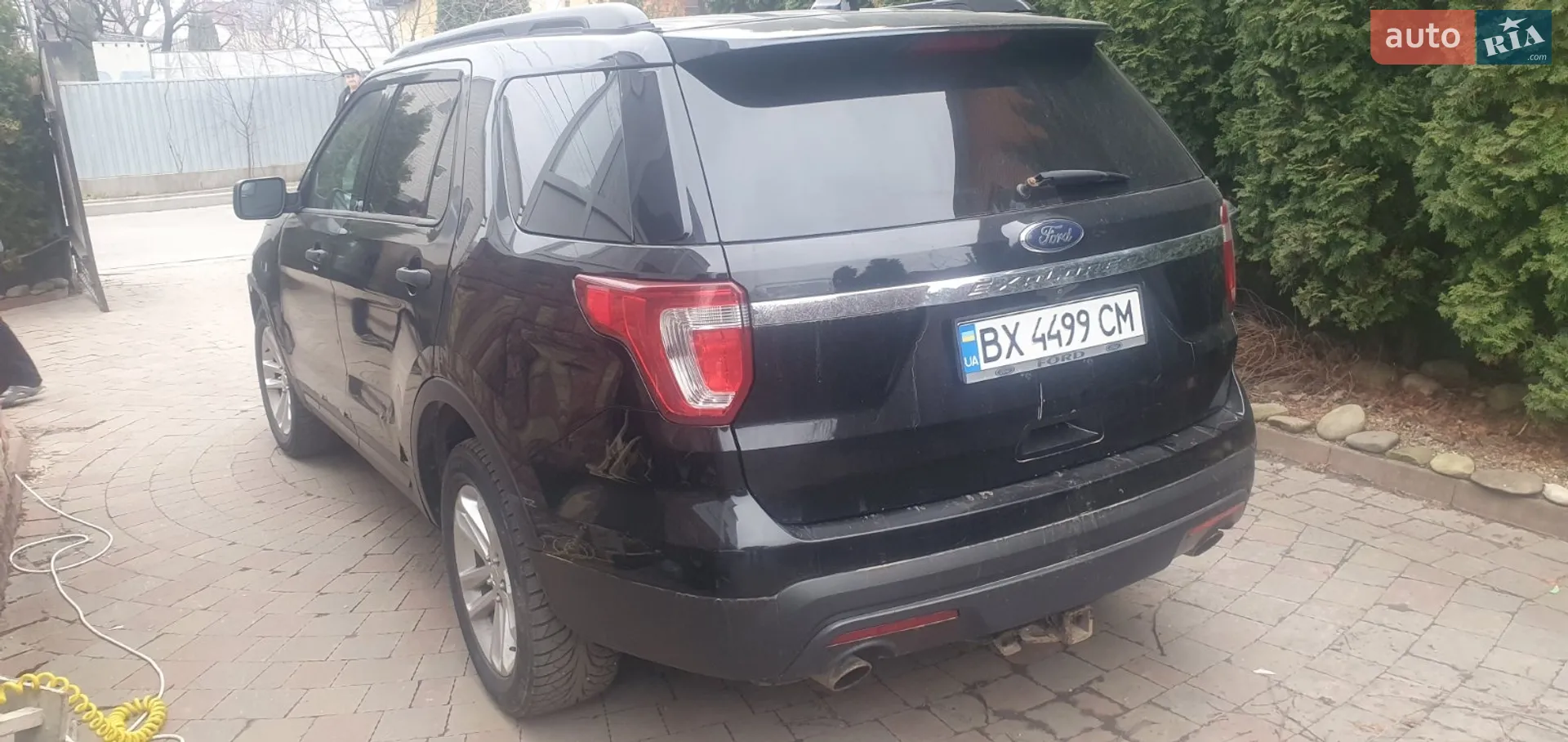 2017 Ford Explorer - мініатюра 4