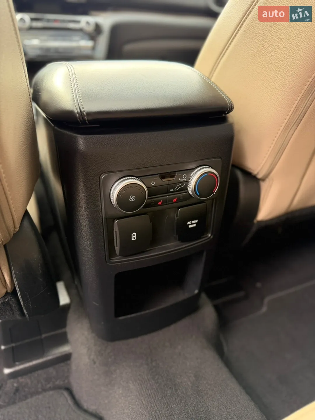 2021 Ford Explorer - мініатюра 23