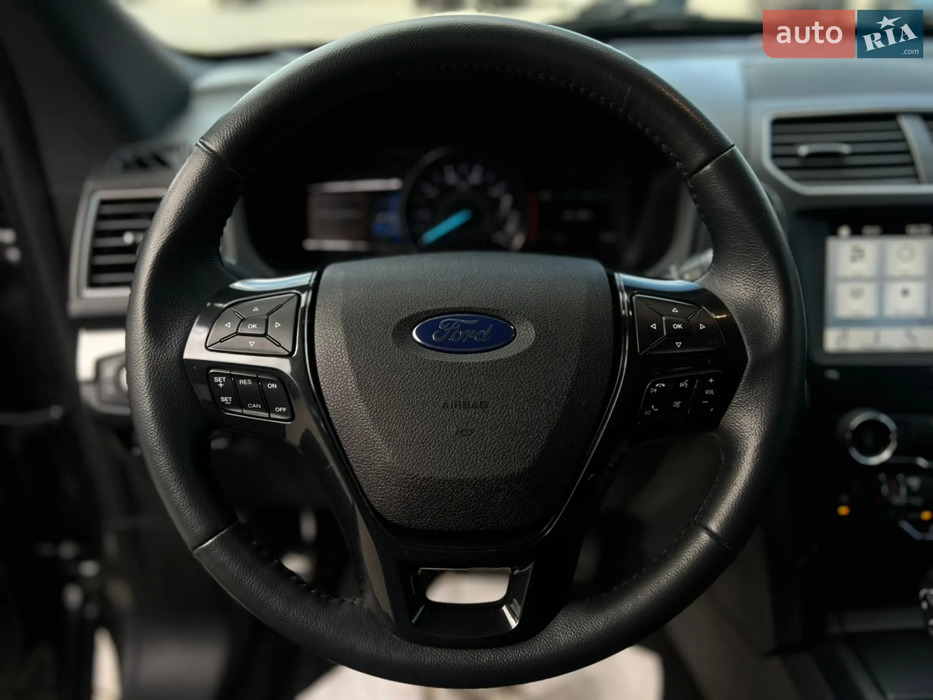 2019 Ford Explorer - мініатюра 13