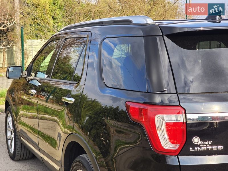 Внедорожник / Кроссовер Ford Explorer 2016 в Хмельницком