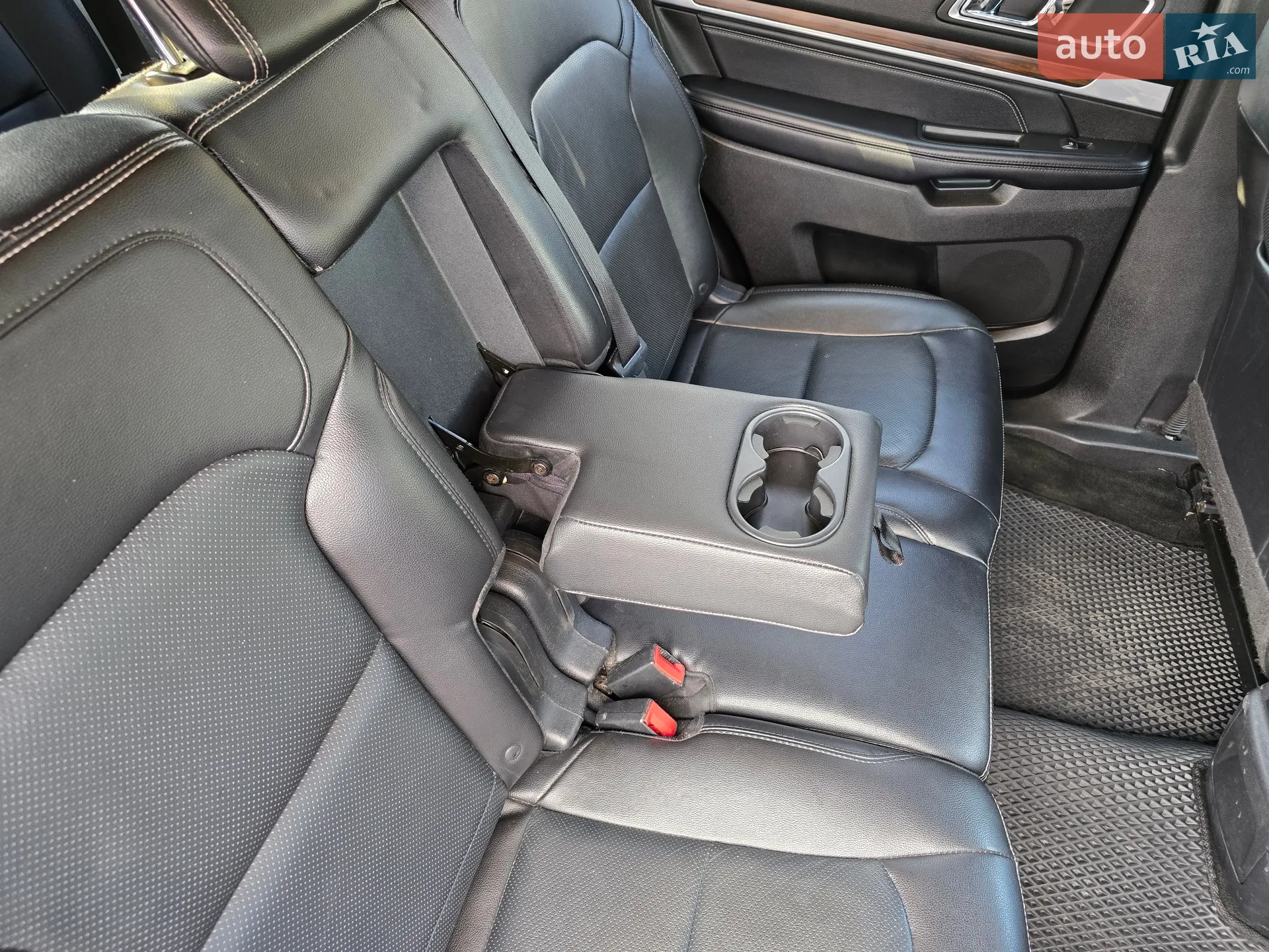 2016 Ford Explorer - мініатюра 63
