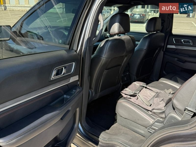 Внедорожник / Кроссовер Ford Explorer 2018 в Киеве