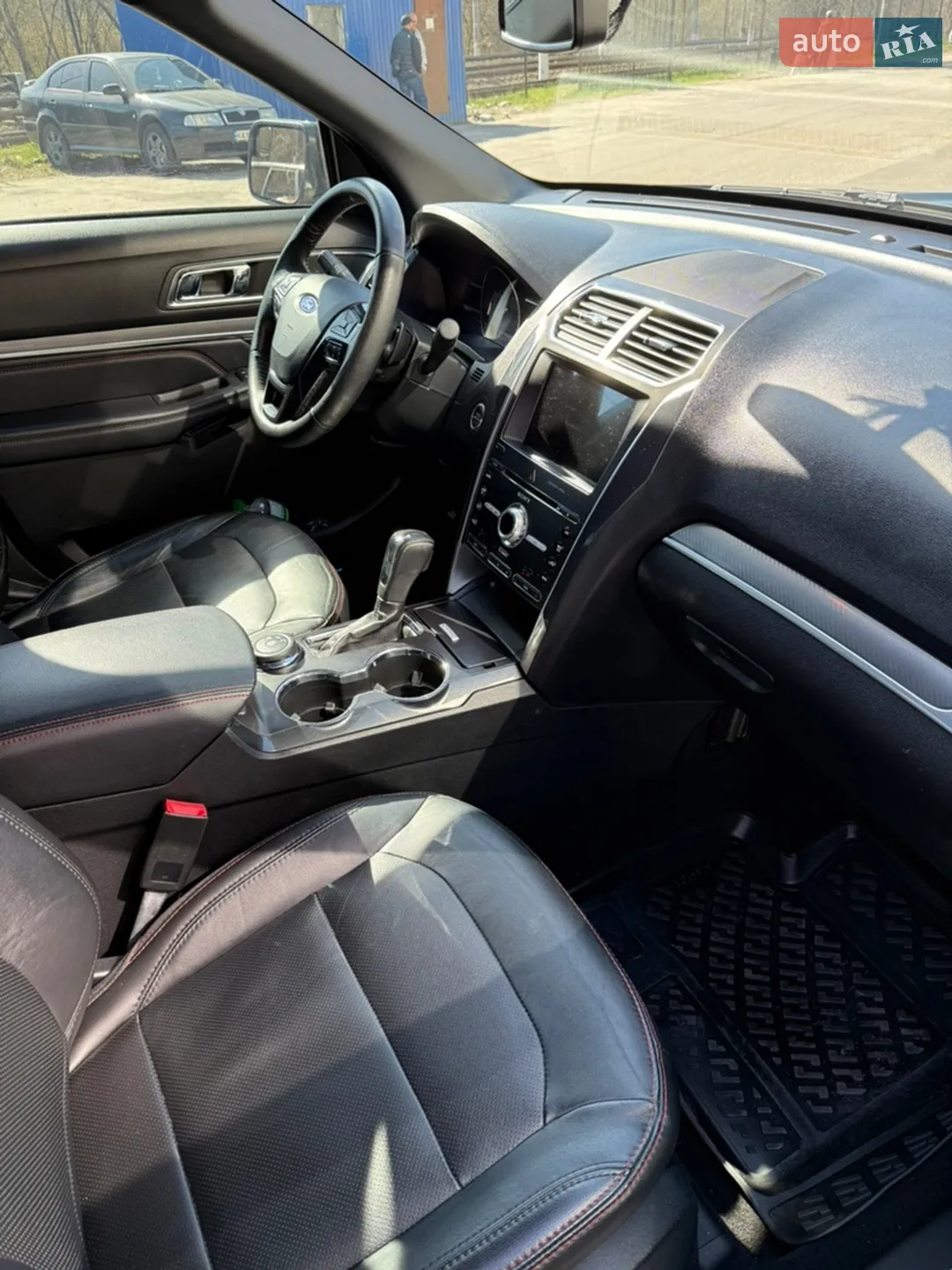 2018 Ford Explorer - мініатюра 24
