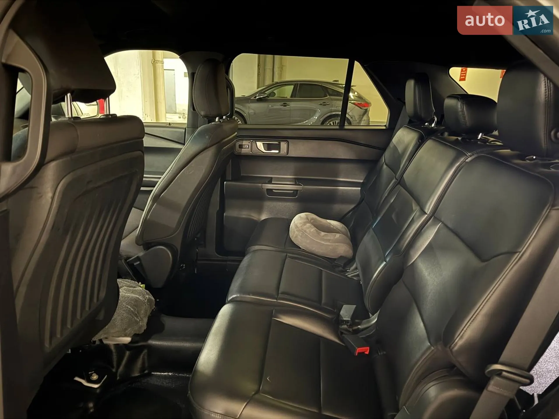 2020 Ford Explorer - мініатюра 14