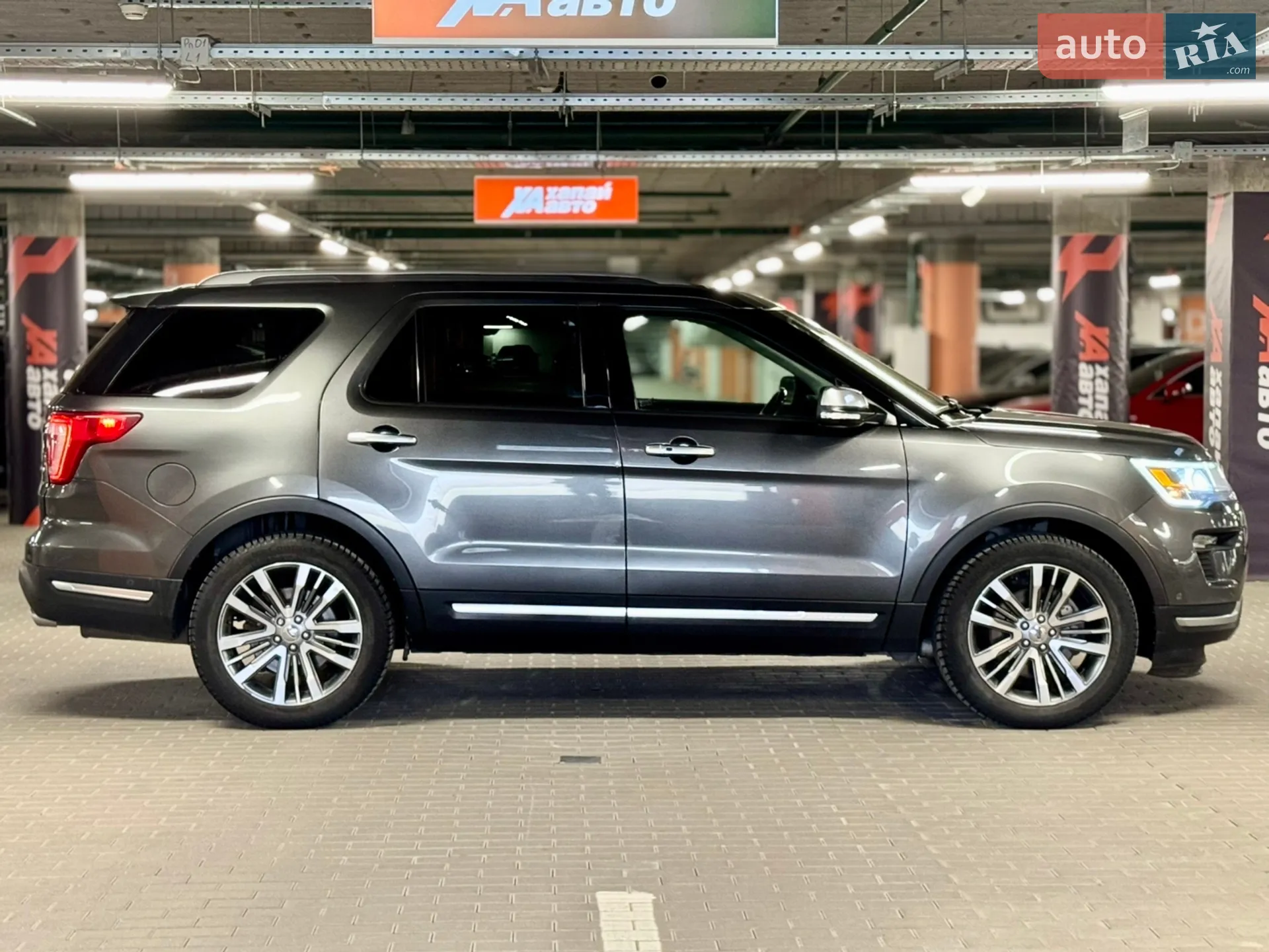 2018 Ford Explorer - мініатюра 3