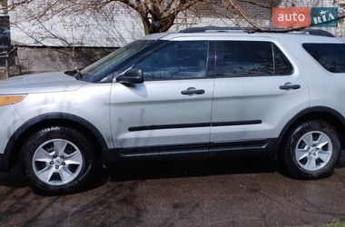 Позашляховик / Кросовер Ford Explorer 2013 в Києві