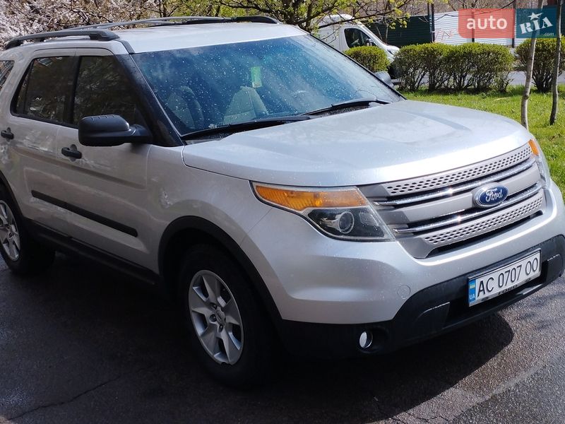 Позашляховик / Кросовер Ford Explorer 2013 в Києві