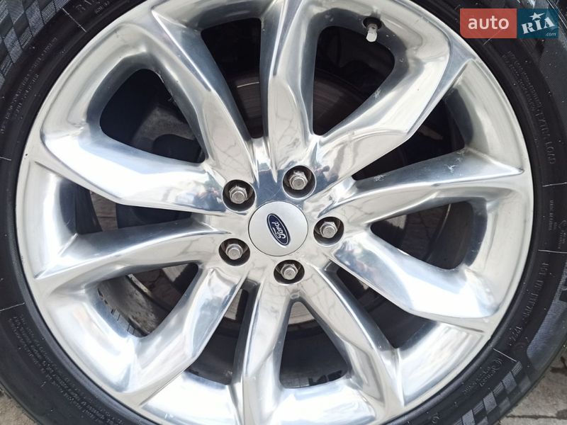 Позашляховик / Кросовер Ford Explorer 2011 в Чернівцях