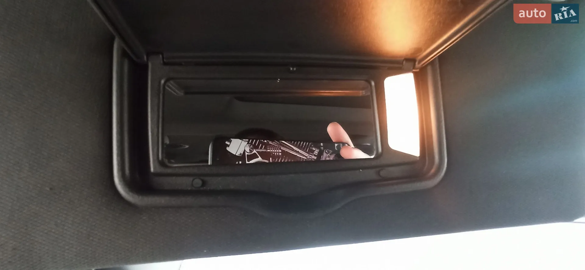 2011 Ford Explorer - мініатюра 126