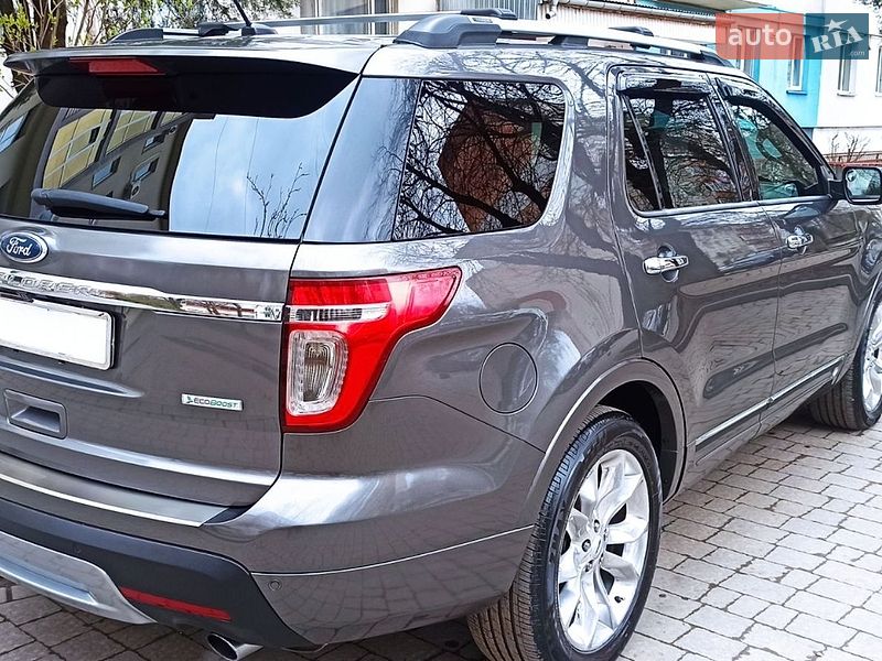 Позашляховик / Кросовер Ford Explorer 2011 в Чернівцях