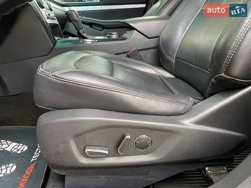 Внедорожник / Кроссовер Ford Explorer 2016 в Хмельницком фото 15 Внедорожник / Кроссовер Ford Explorer 2016 в Хмельницком