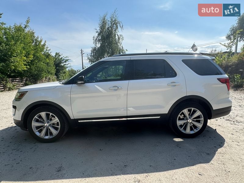 Позашляховик / Кросовер Ford Explorer 2018 в Києві